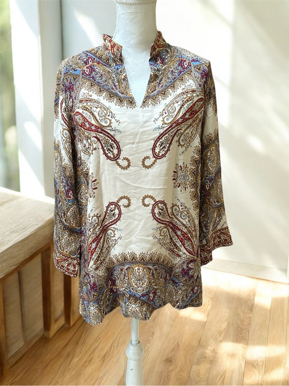 Citron 100% Silk Cream Multicolor Paisley Print 3/4 Sleeve Split Neckline Blouse